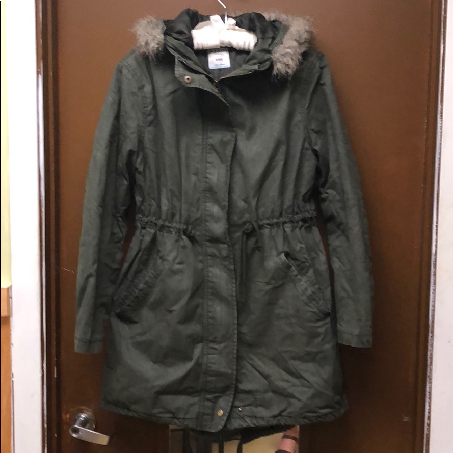 Jacket With Fishtail Back